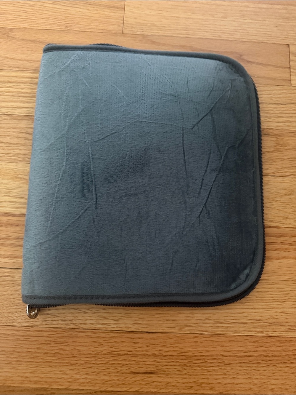 Gray Tablet Sleeve with Zipper